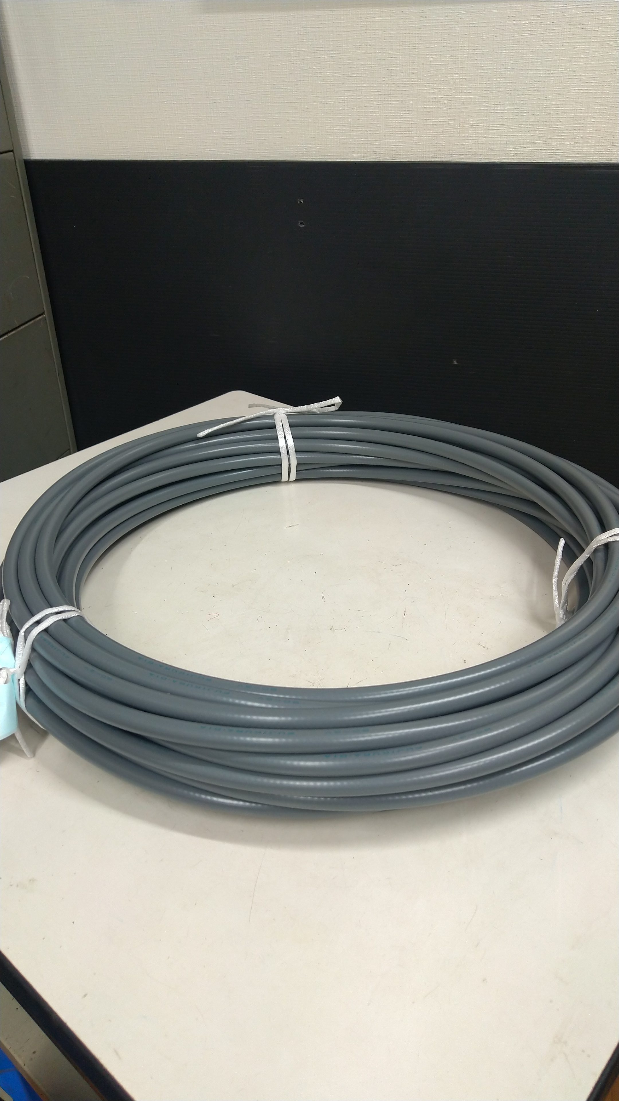 フジクラ 8D-2V (撚線)グレー 3m~100m 無線用50Ω同軸ケーブル F82-○○